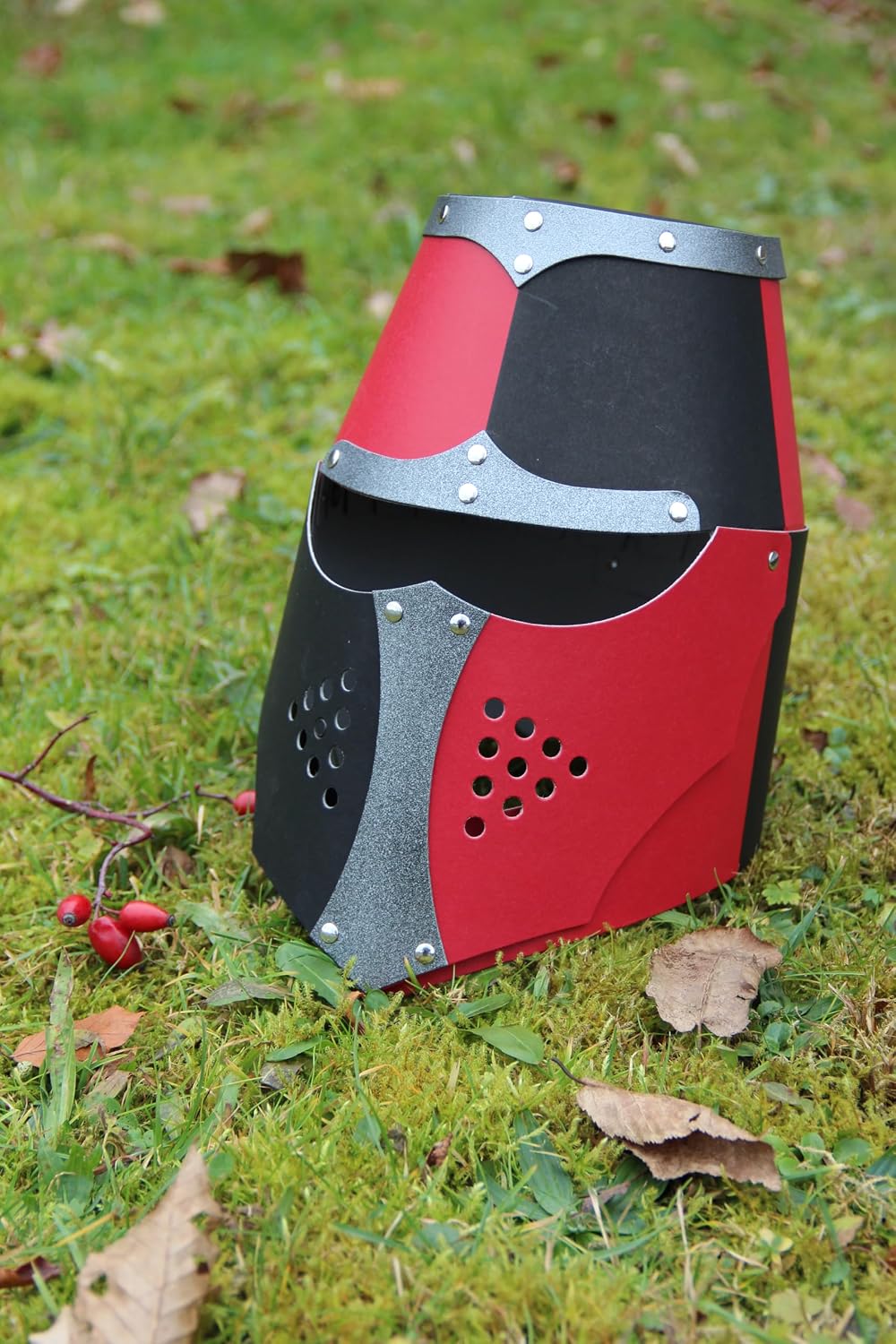 VAH Norman Helmet Red and Black