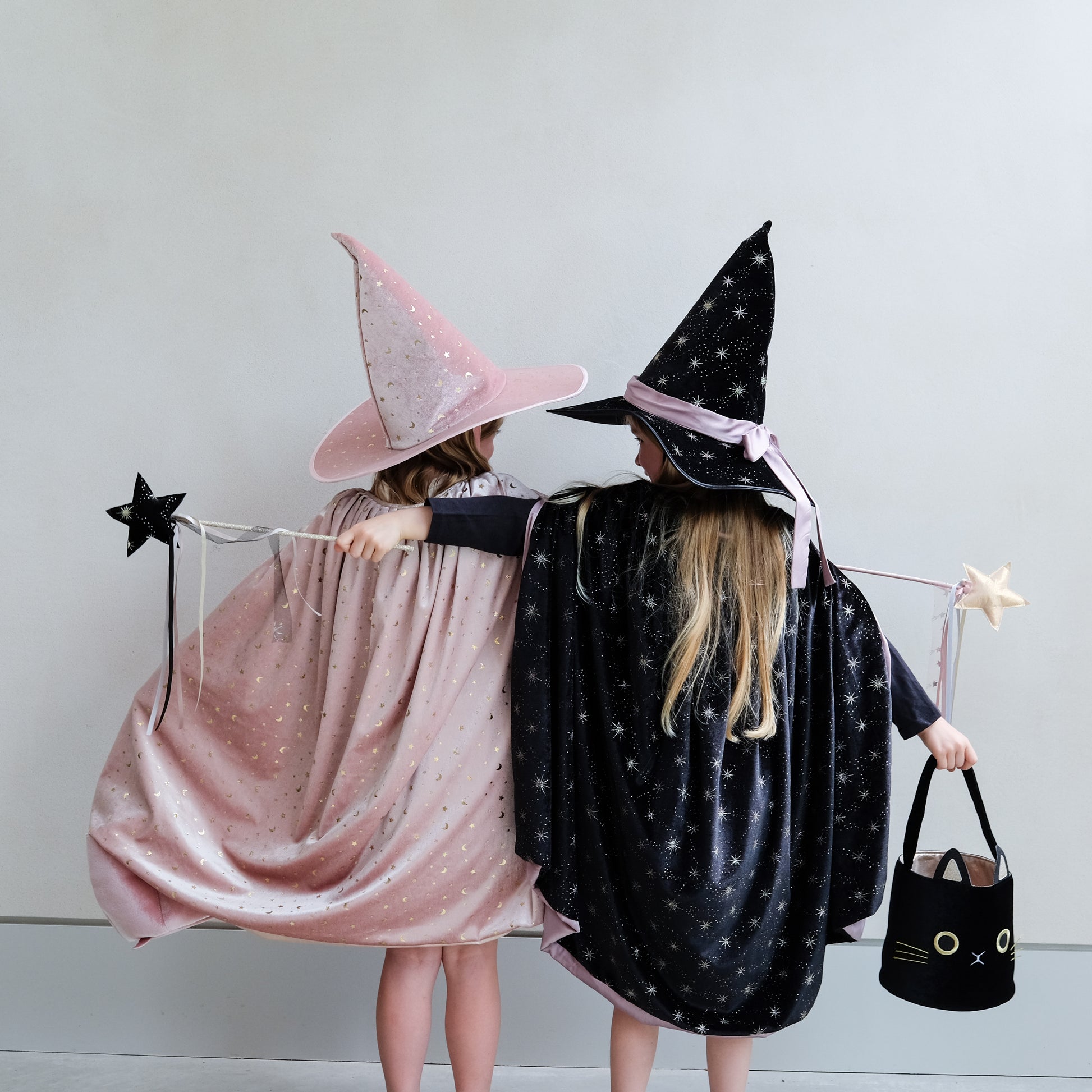 Agatha Velvet Witch Cape