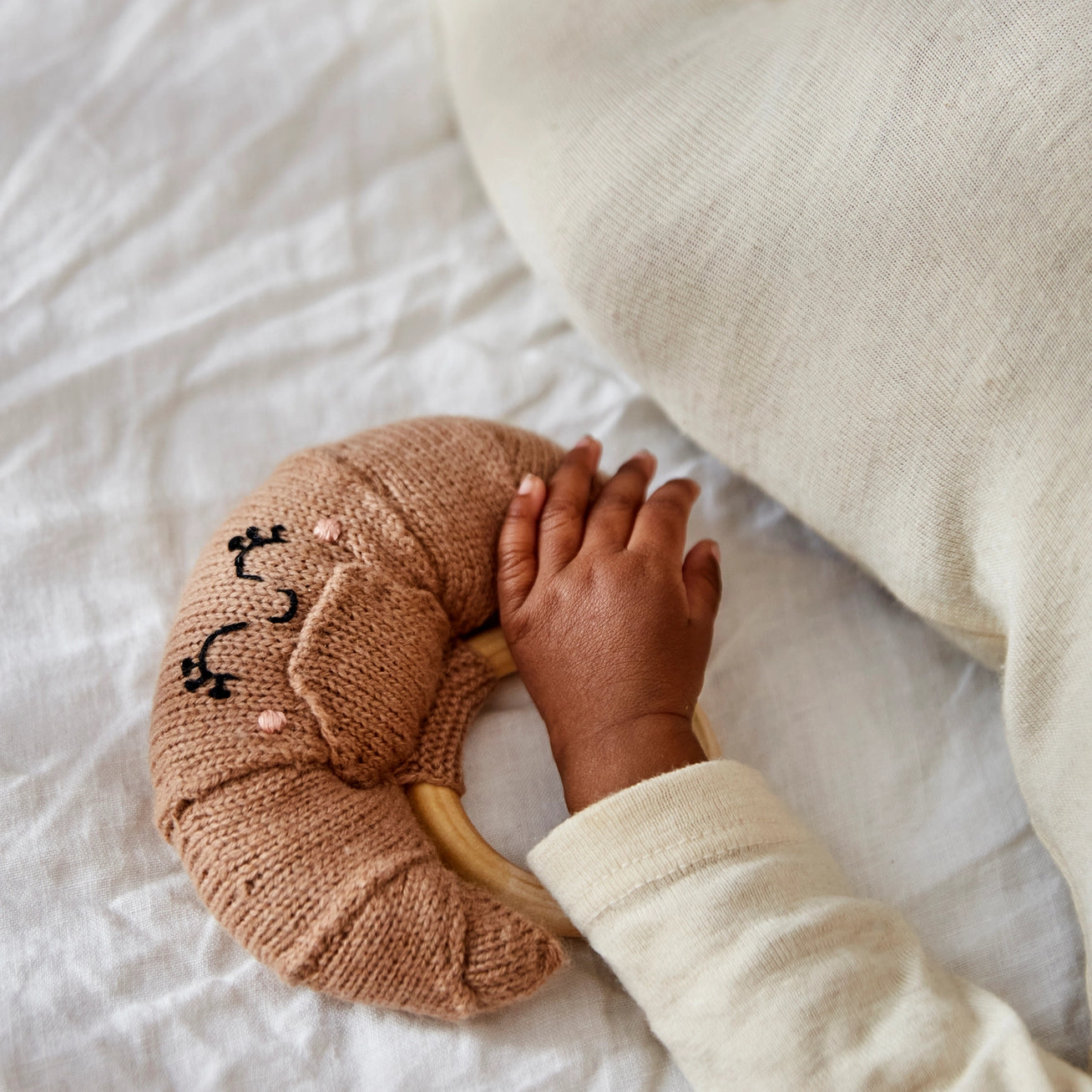 Sootie Limetree Croissant Rattle Teething Ring