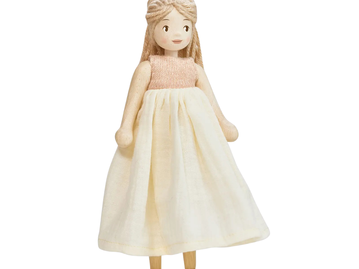 Tender Leaf Fearne Wooden Doll