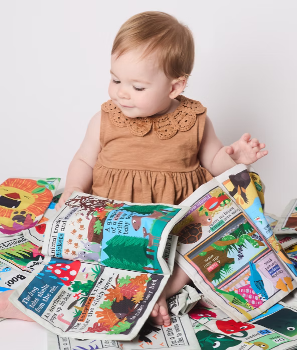 Jo & Nic's Crinkly Cloth Books - Flowers and the Bee
