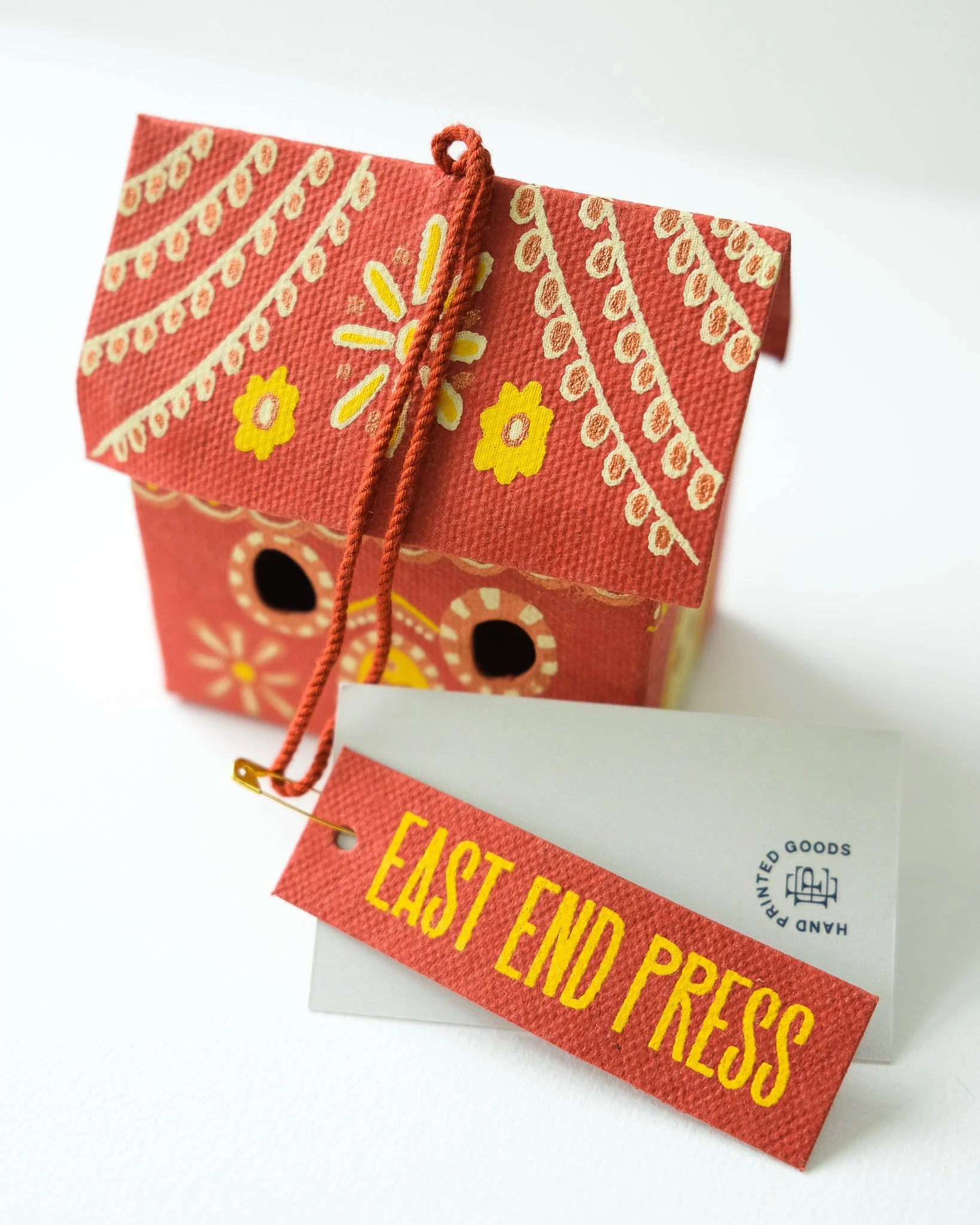 East End Press Gingerbread House Screen-Printed Board Decoration