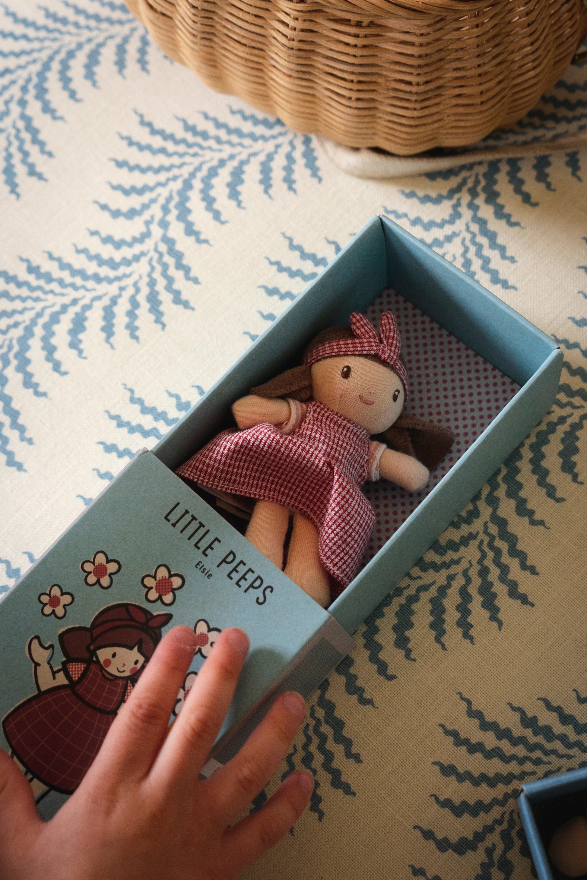 Little Peeps: Elsie Doll