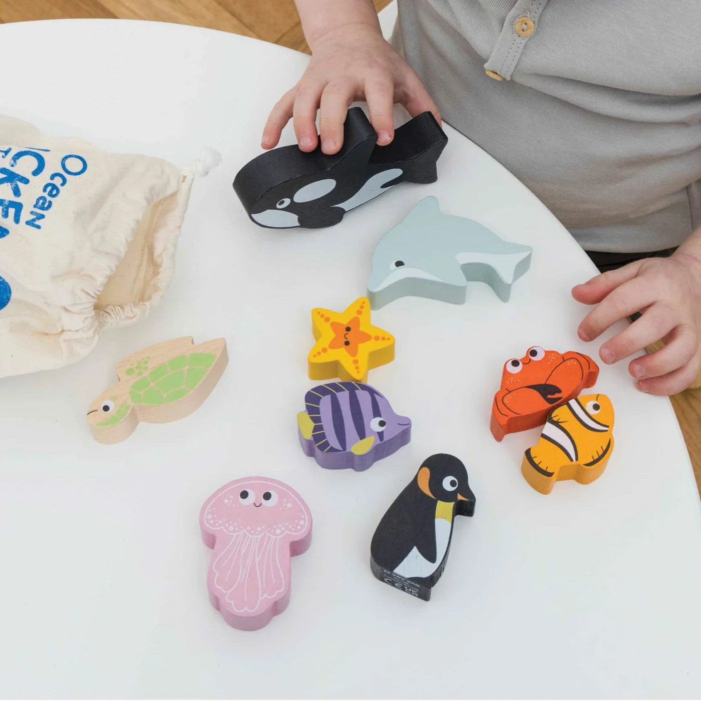 Le Toy Van Ocean Life Stacking Animals