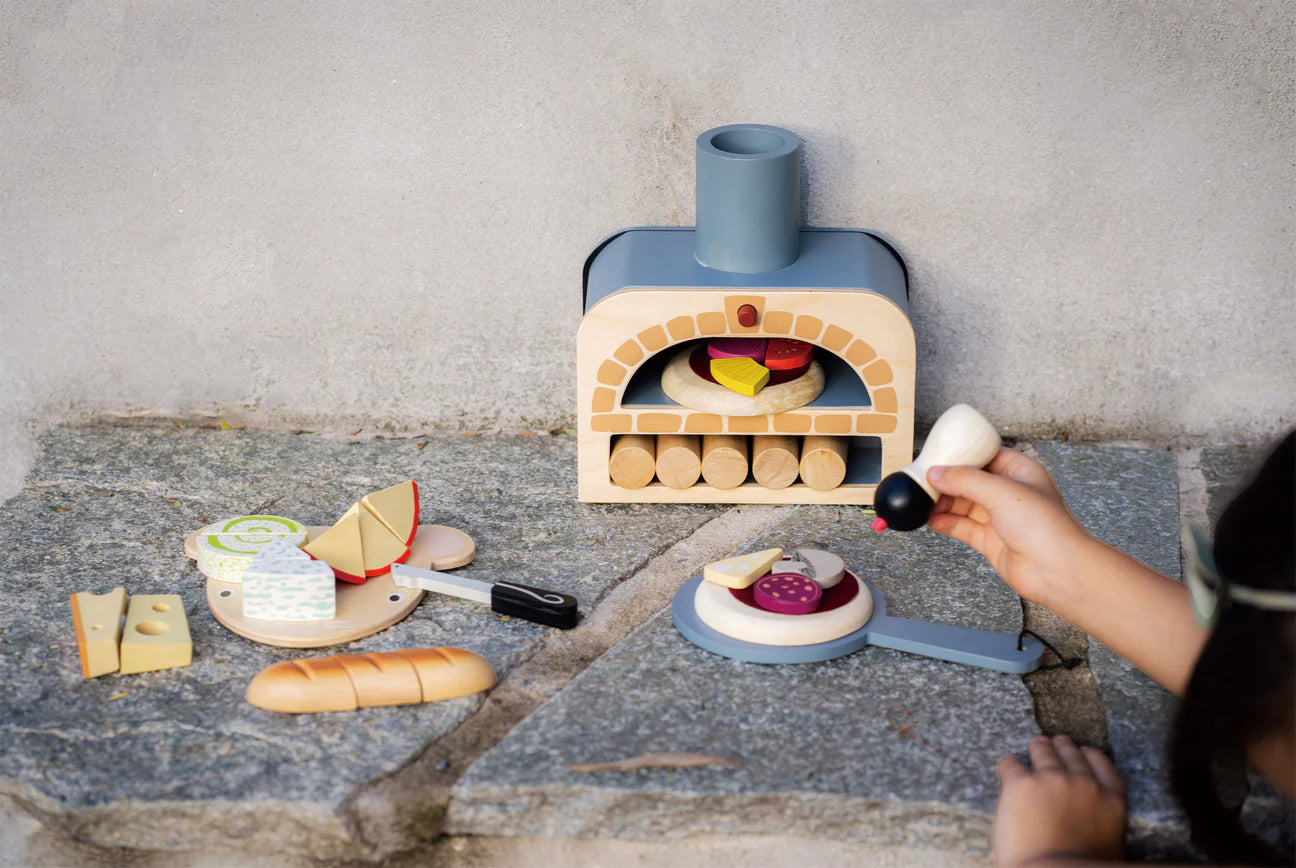 Tender Leaf Pizza Oven