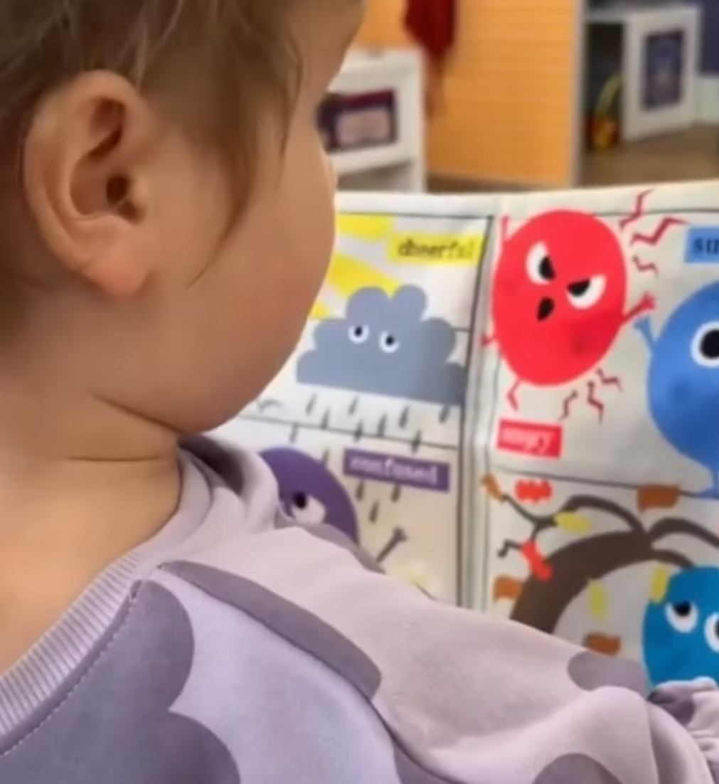 Jo & Nic's Crinkly Cloth Books - Rainbow of Emotions