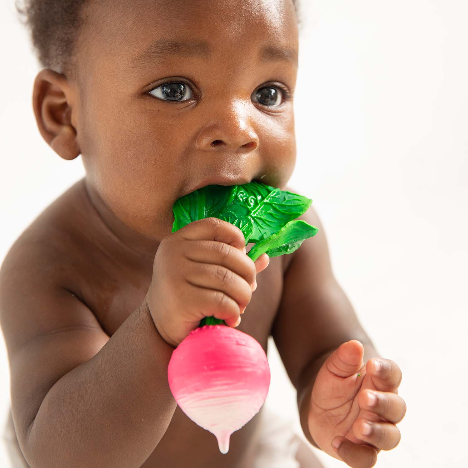 Oli & Carol Ramona The Radish Teether Toy