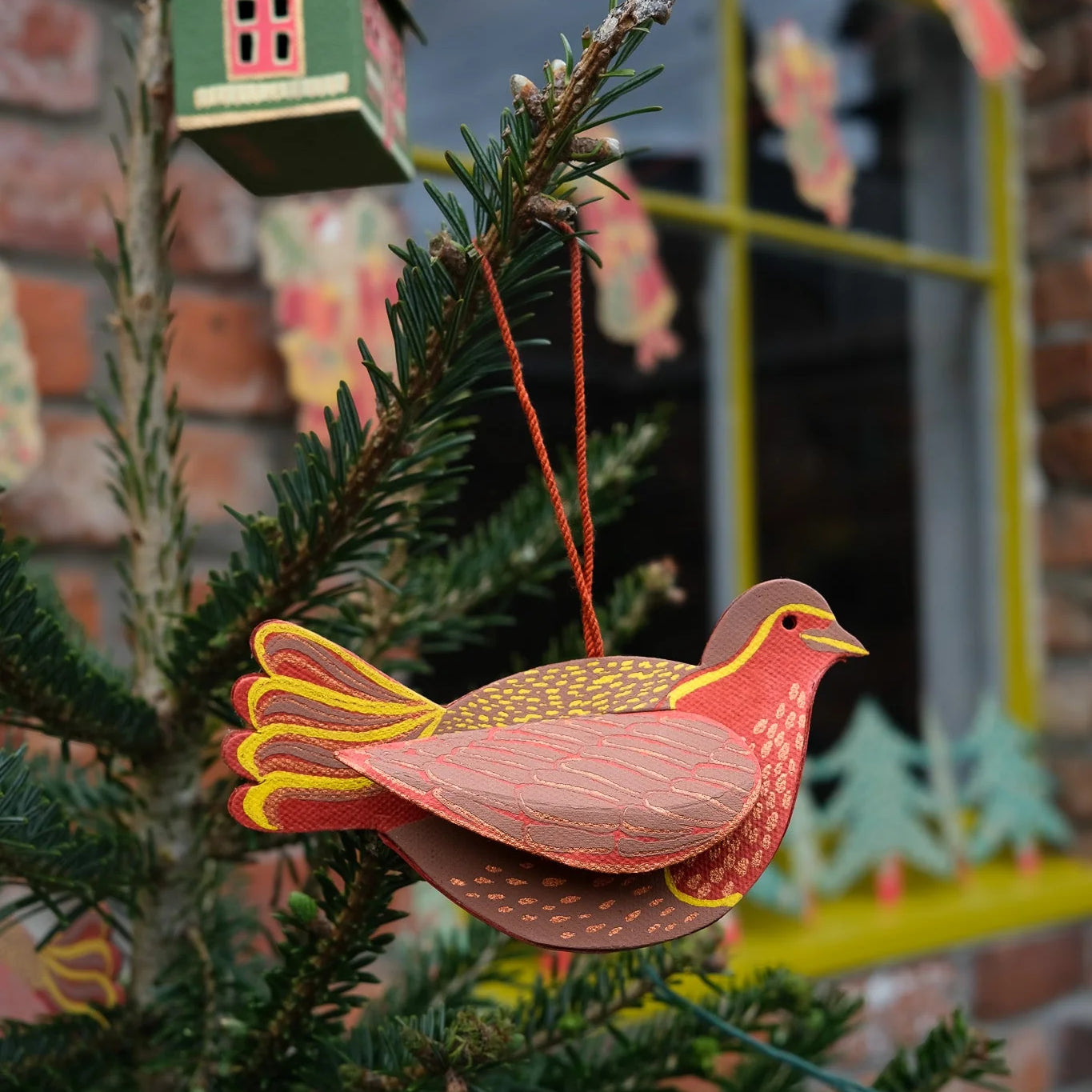 East End Press Robin Screen-Printed Board Decoration