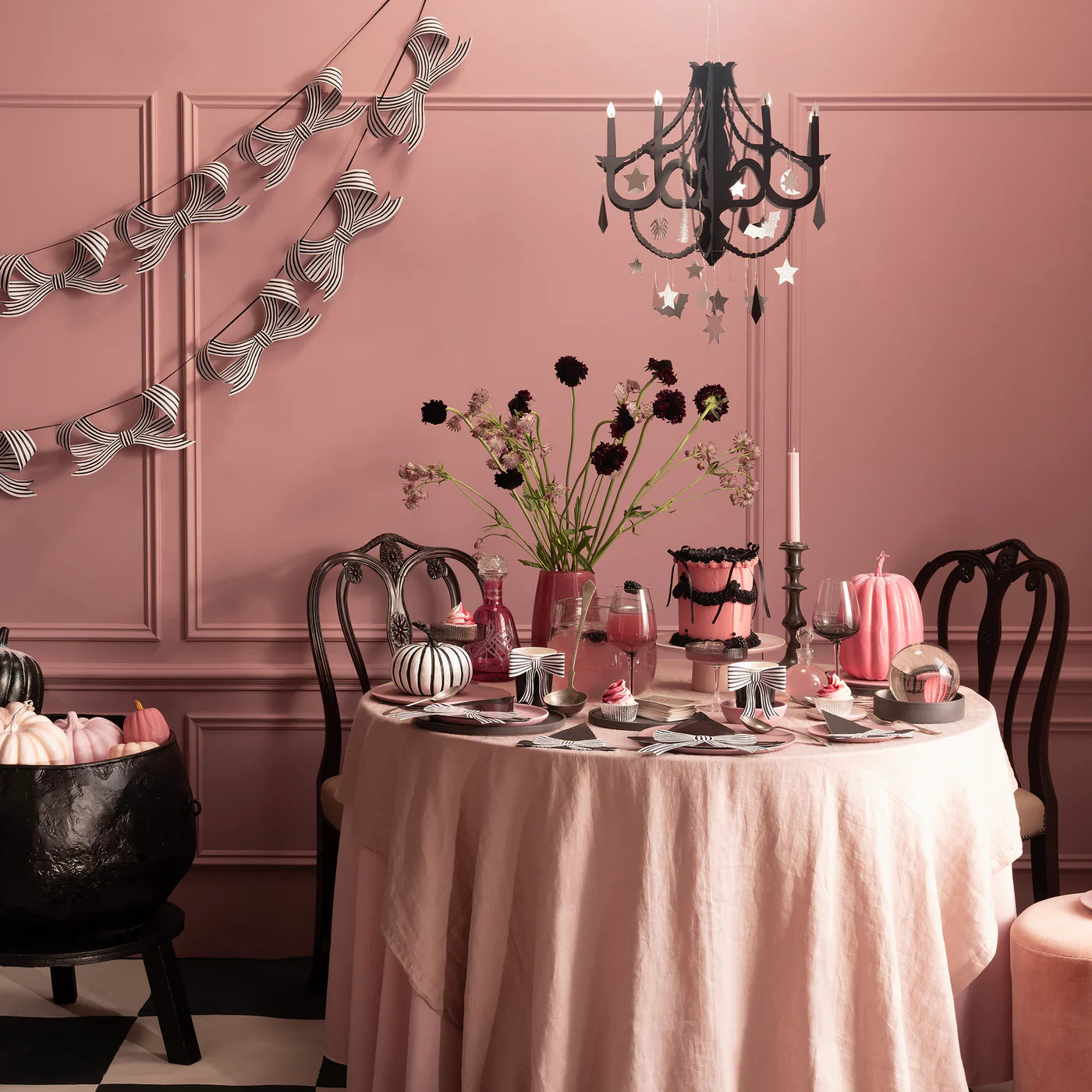 Meri Meri Black And White Stripy Garland