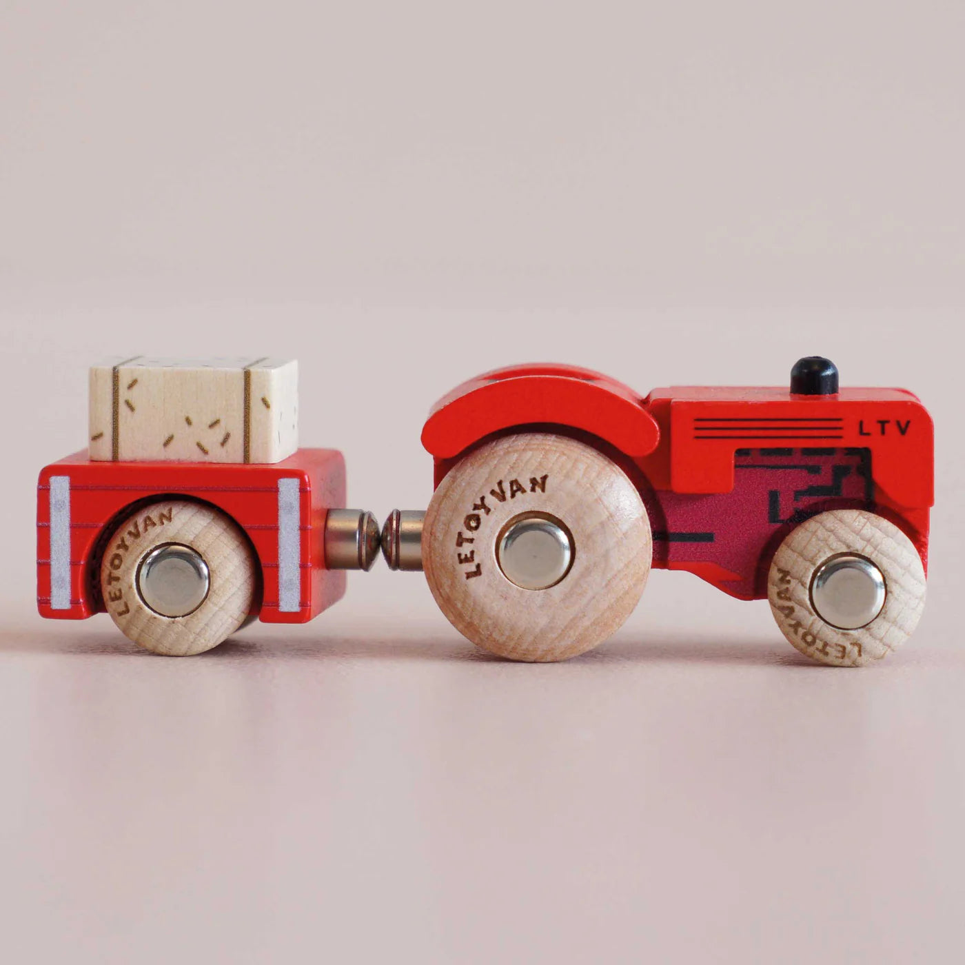 Le Toy Van Tilly Tractor