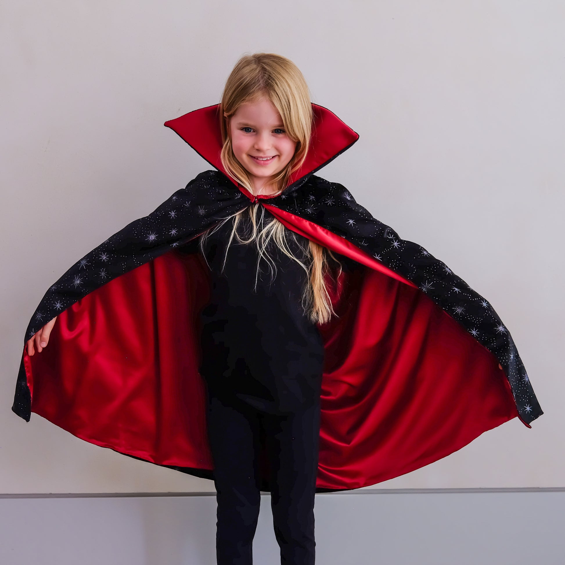Mimi & Lula Vampire Cape