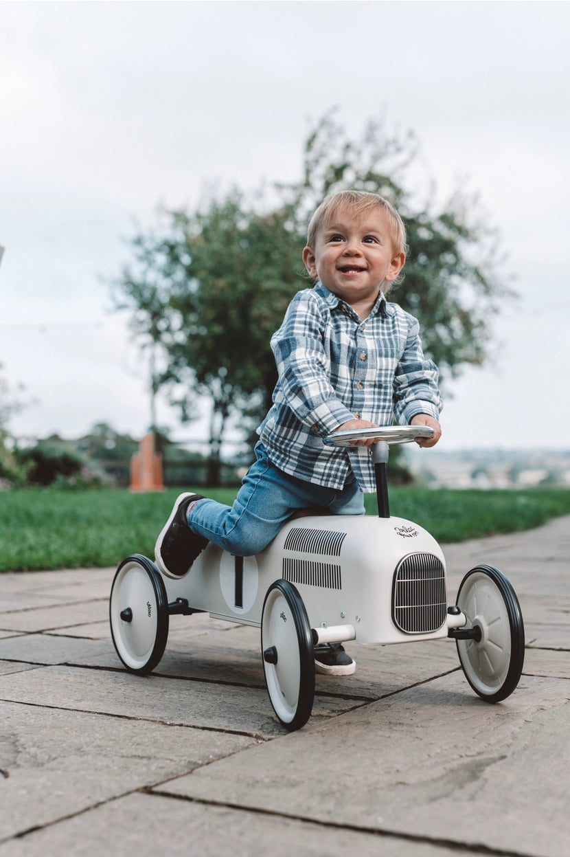 Vilac Vintage Metal Car - Cream