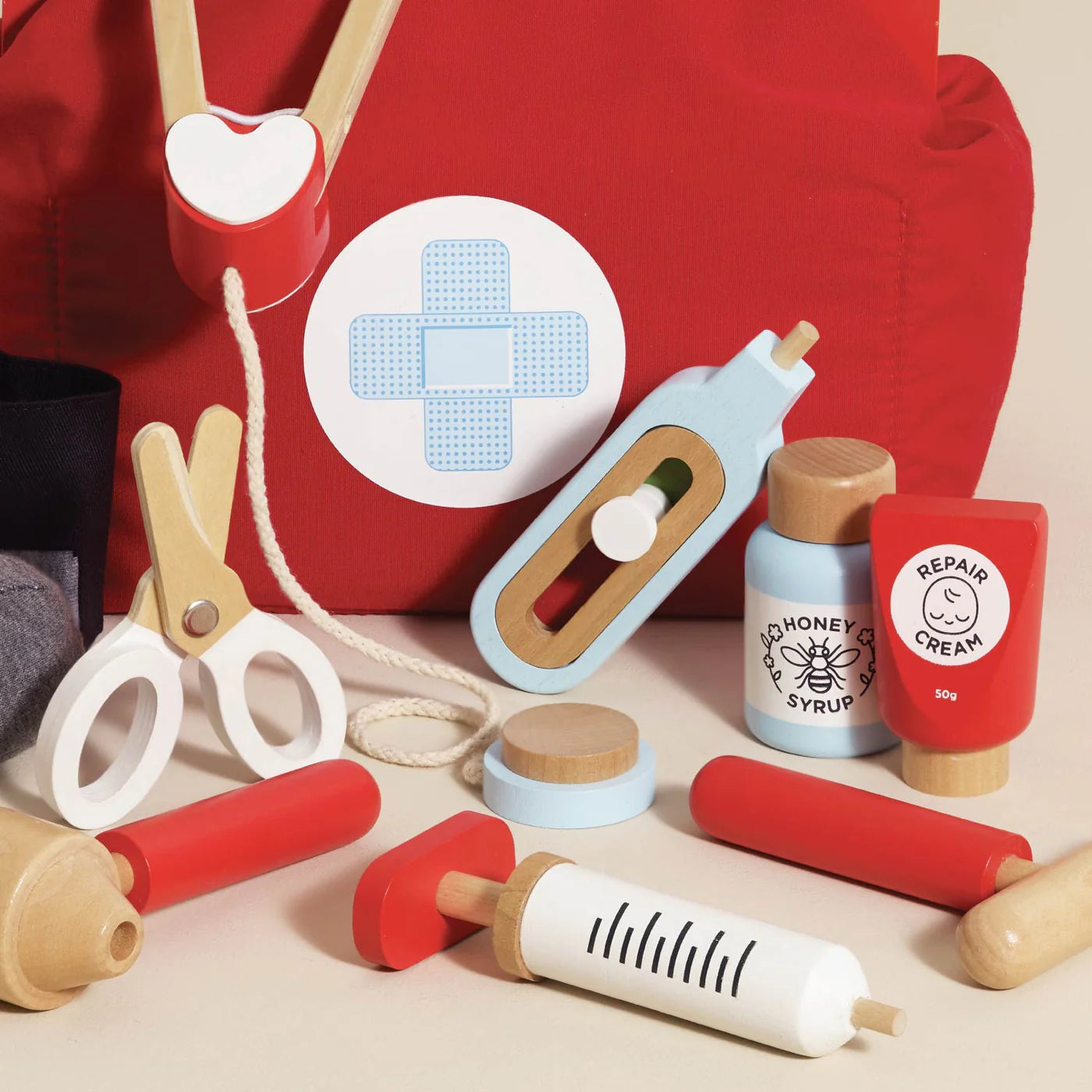 Le Toy Van Vintage Doctor's Kit