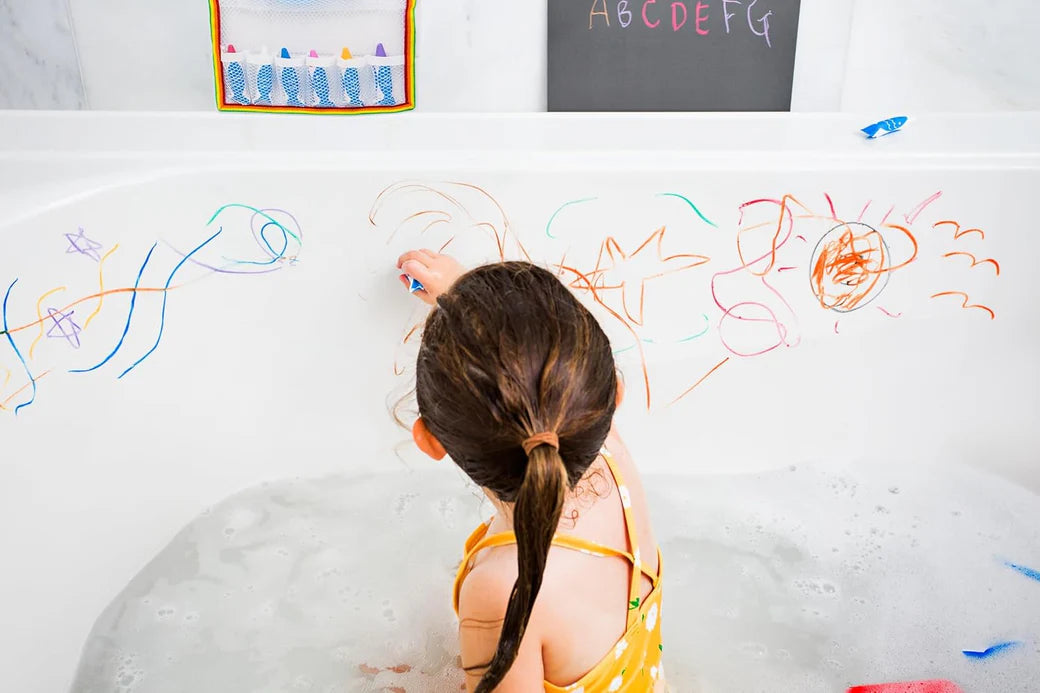 Kitpas Bath Crayon Set with Sponge